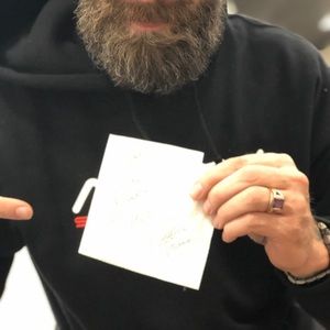 Meet your Posher, Vee